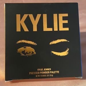 KYLIE JENNER The Bronze Palette